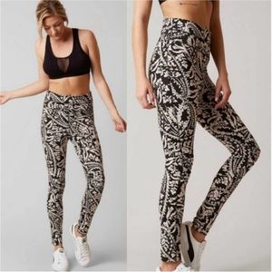 Free People Movement City Slicker Black Floral Paisley Moto Leggings Size xs